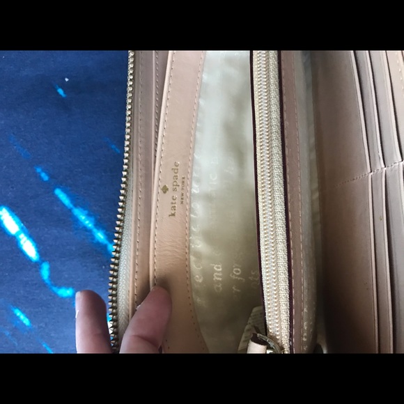 Kate Spade zip-around wallet - Picture 5 of 6